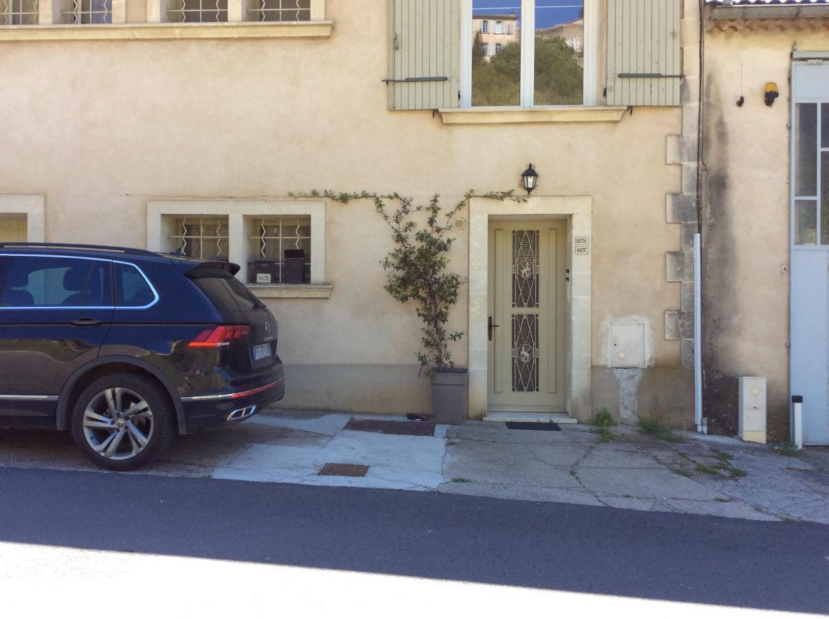 Simplicite Et Confort En Luberon Ménerbes Exterior foto